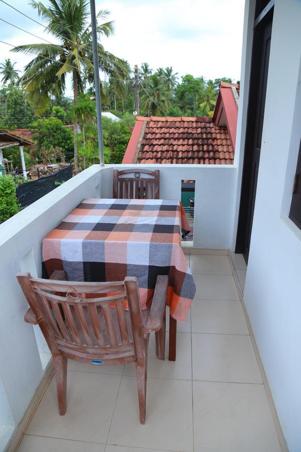 Holiday Home Bentota Ngoại thất bức ảnh